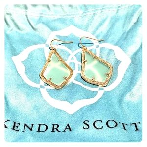 Kendra Scott drop earrings